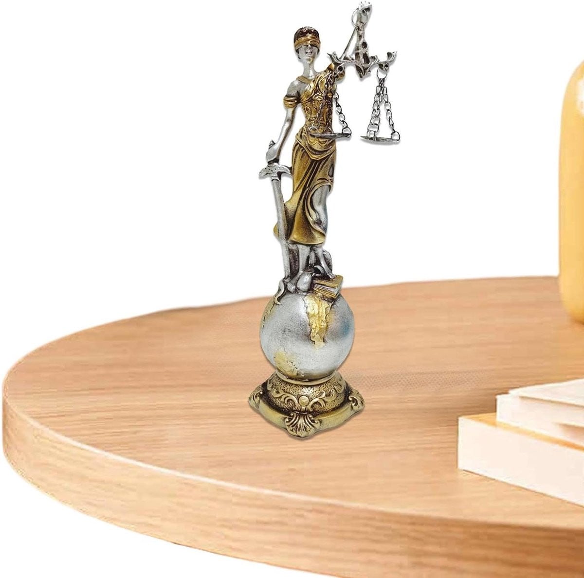 Gerechtigheid Beeld Mythologie Sculptuur Zilver Handgeschilderd Hars Hoogte: 24 cm