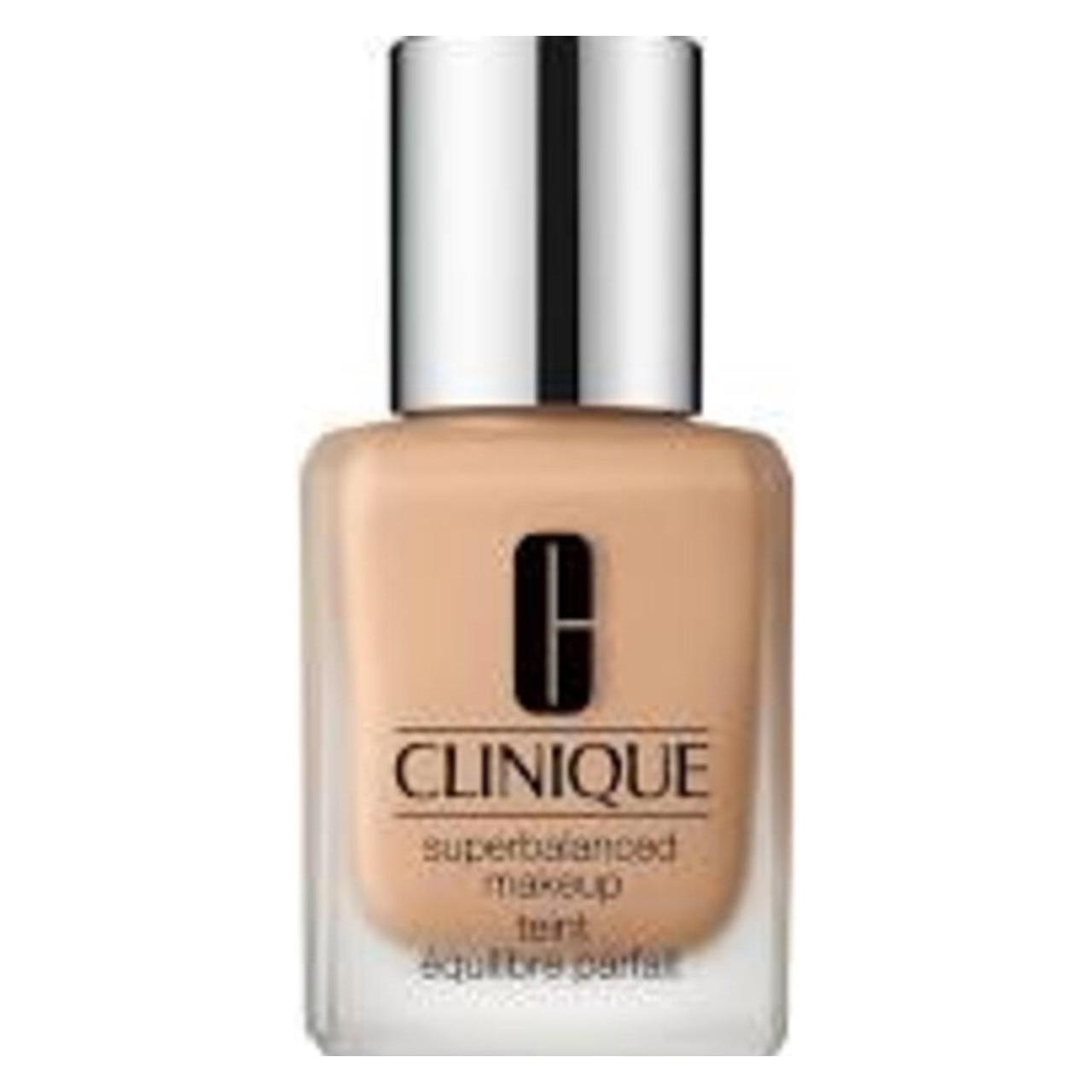 Clinique Superbalanced (Porcelain Beige) (KXJA080000)