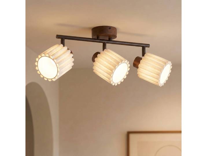 Lindby Deckenstrahler Shiloh, 3-flammig, walnuss/beige, Holz Shiloh Lindby, dimmbar, Holz dunkel, für Wohn- / Esszimmer, Holz, Modern