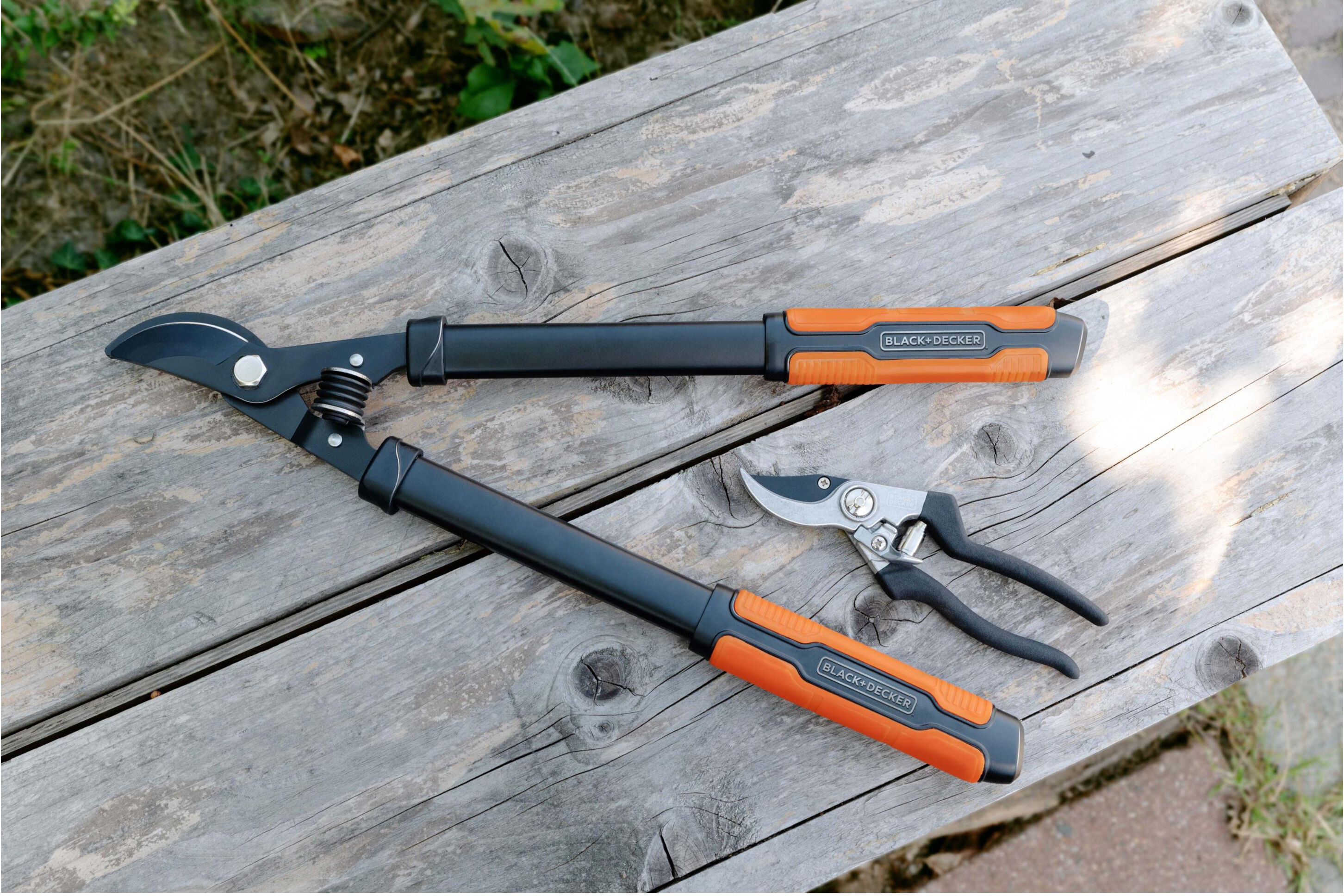 Black & Decker Werkzeugsatz Ambossschere + Baumschere, 2-teilig