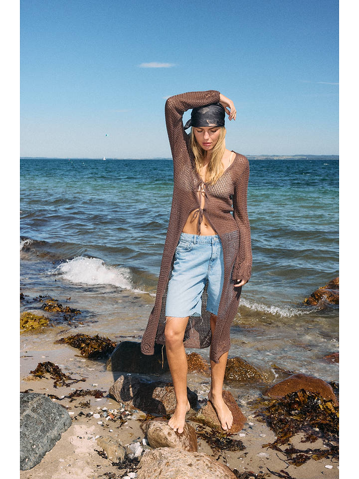 Noisy may Cape in Braun - XS