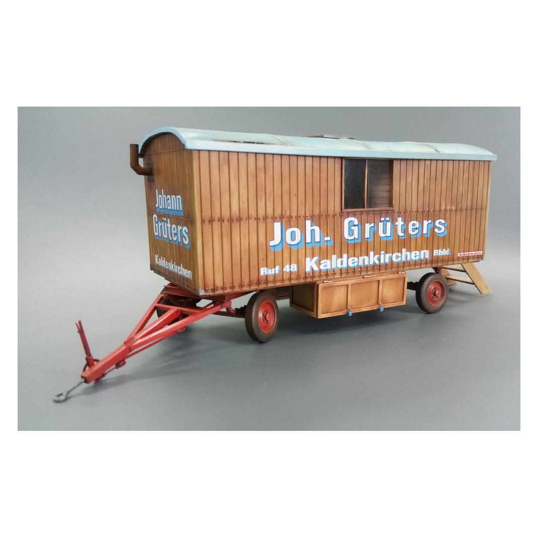 Plus Model Caravan (23798665)