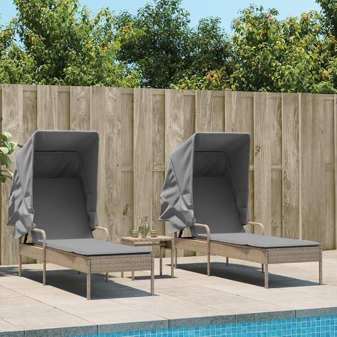 2er Set Sonnenliege Gartenliege aus Poly Rattan beige mit Dach, Tisch und Polster, wetterfest, ergonomisch verstellbar für Terrasse, Balkon, Pool und Outdoor Entspannung