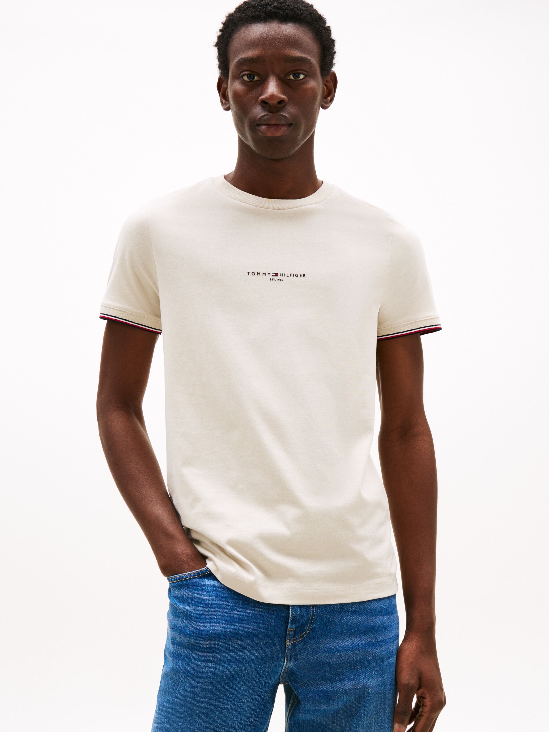 T-Shirt TOMMY HILFIGER "TOMMY LOGO TIPPED TEE", Herren, Gr. XXL, beige (newsprint), Obermaterial: 100% Baumwolle, Rundhals, Shirts T-Shirt newsprint XXL