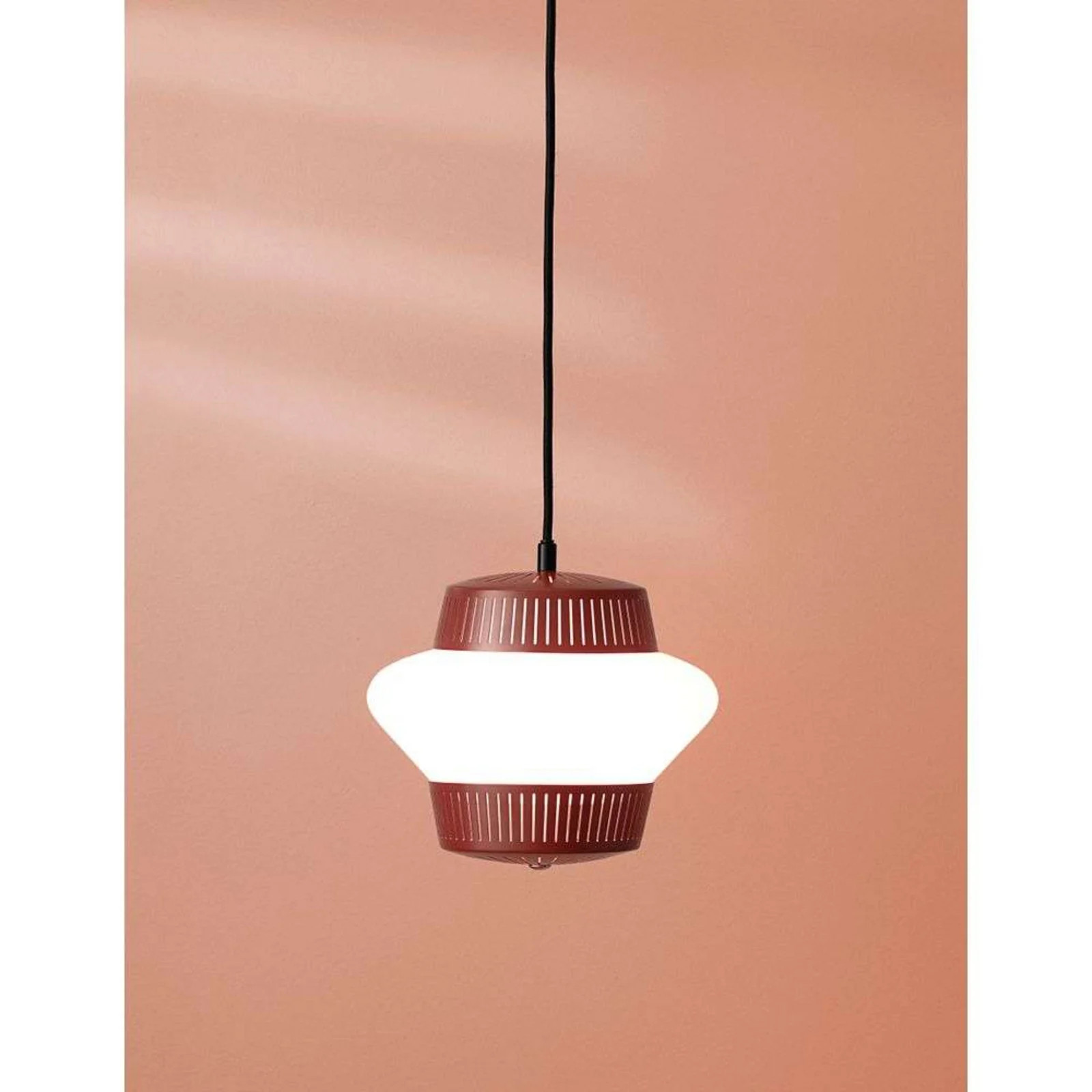 Warm Nordic Opal Arch Hanglamp Red Grape - Designer Pendelleuchte van Metaal voor de Eetkamer