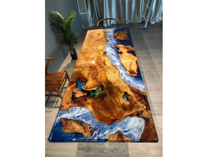 JVmoebel Esstisch Eleganter Holztisch in klassischem Design für stilvolle Räume, Made in Europa
