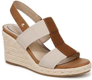 Women's Tallulah Sandal by LifeStride in Tan (Size 10 M)