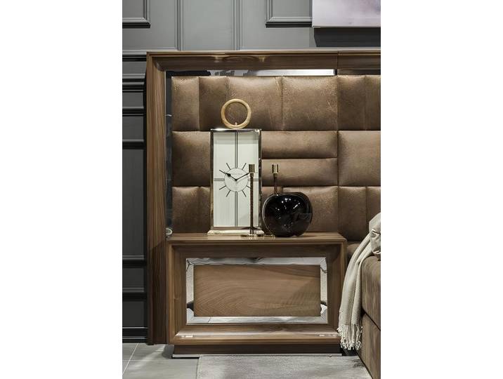 Xlmoebel Nachttisch Eleganter Beistelltisch in modernem Braun aus hochwertigen Materialien (1-St., Nachttisch), Hergestellt in Europa