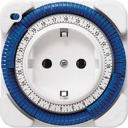 Theben Timer 26 Steckdosen-Zeitschaltuhr analog innen, Tagesprogramm, 400 W LED, 15 Min...