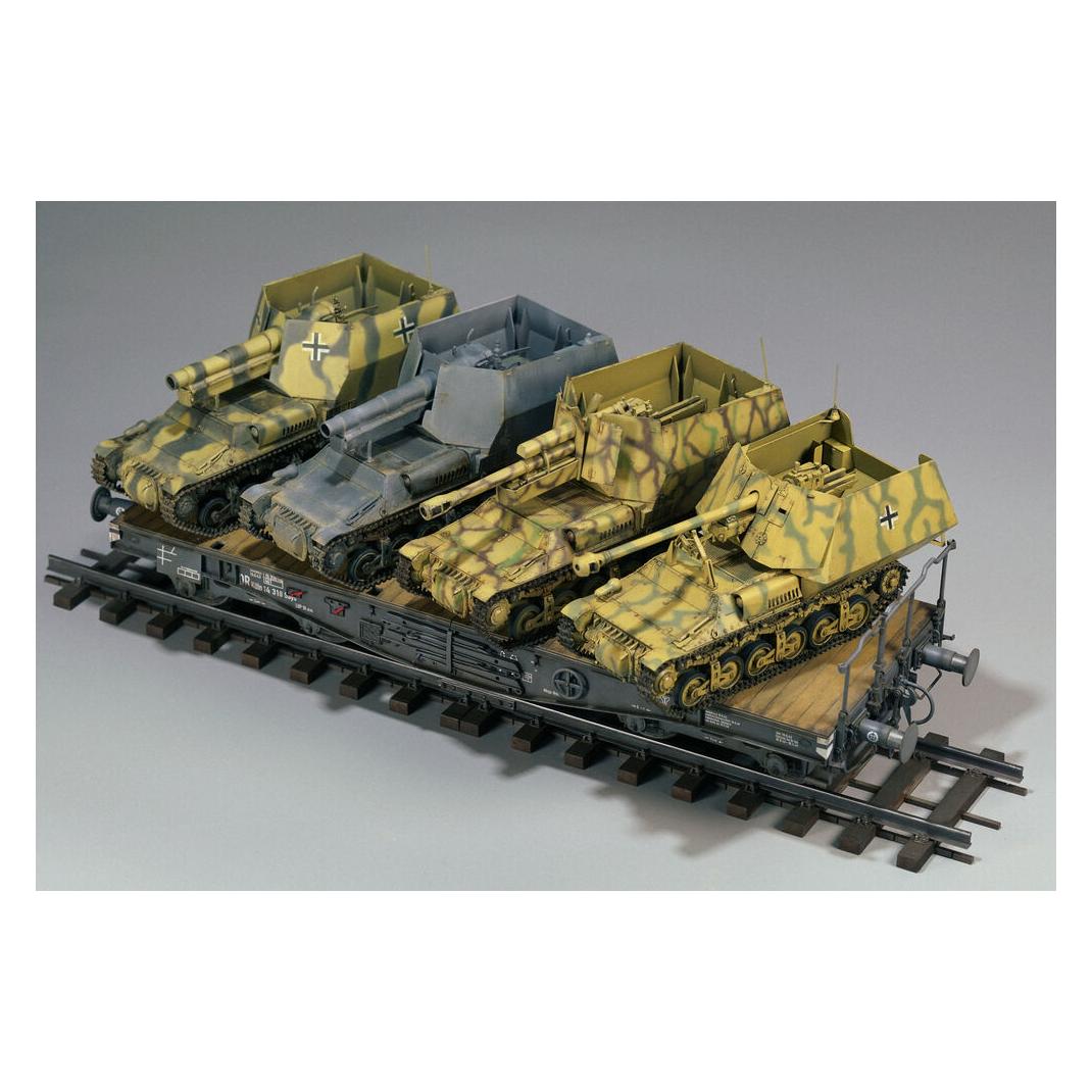 Zimi Model 15 cm sFH 13/1 (Sf)auf Gw Lrs.(f )Sd.Kfz.135/1 with German 50 Ton Type SSy45 Flatcar Schwerer Platfo (ZM35076)