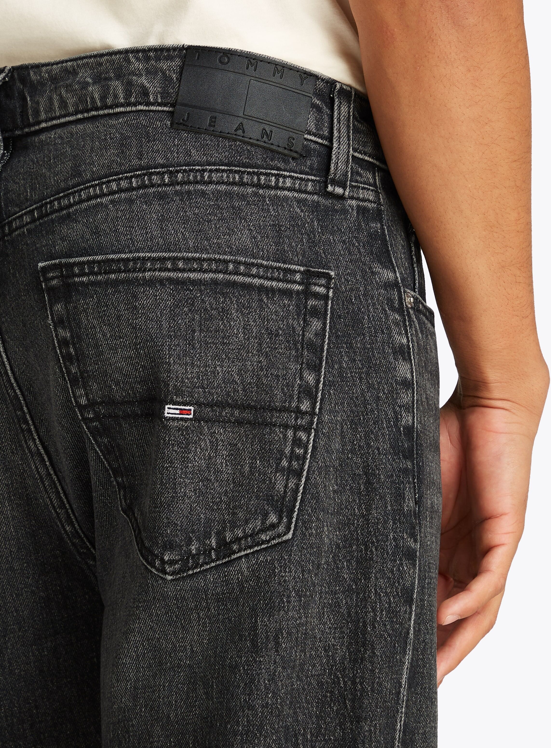 Regular-fit-Jeans TOMMY JEANS "Otis Regular Straight", Herren, Gr. 32, Länge 34, schwarz (schwarz denim), Denim/Jeans, Obermaterial: 99% Baumwolle, 1% Elasthan, regular fit lang, Jeans Regular-fit-Jeans, Gerade geschnittene Jeans, regulärer Leibhöhe schwa