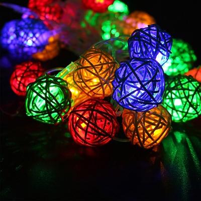 Elegante Hochzeitsempfangs Feier 2M Rattanball Lichterkette 20 LEDs Lichterkette batteriebetrieben warmes Weiß RGB weiß blau dekorative Lichter für Hochzeit und Feier