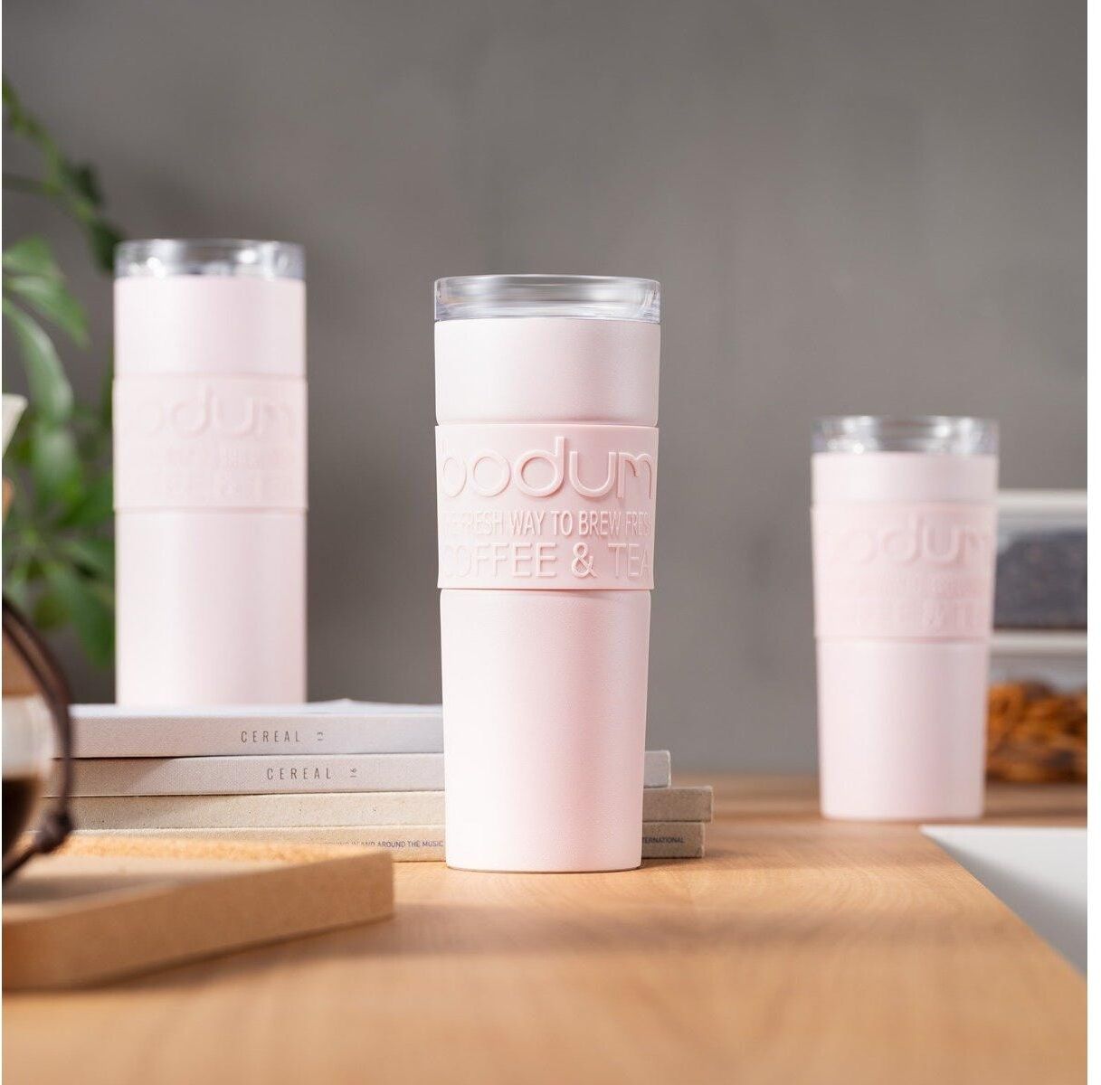 Thermobecher BODUM "Travel Mug Doppelwandig 0.45 l", rot, Trinkgefässe, 21,2cm, 450ml, Kunststoff, Silikon, Thermobecher, B:8,1cm H:21,2cm rot 21,2cm, 450ml