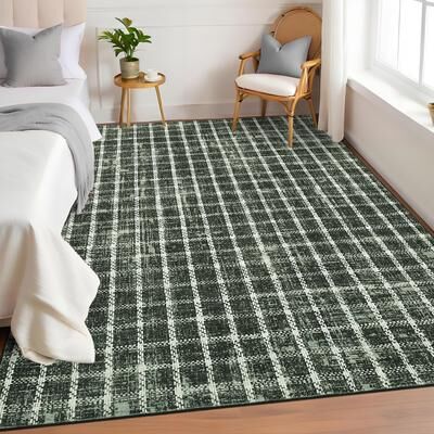 Garvee Distressed Geometric Checkered Area Rug