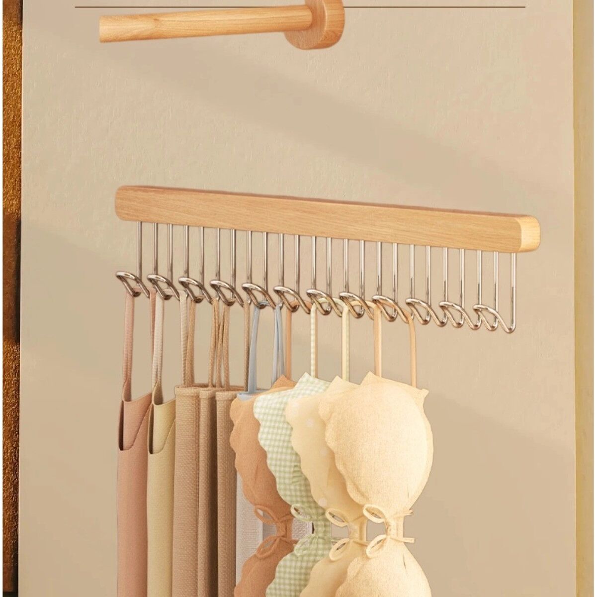 INF Linksziehender Klappbügel mit 8 Haken – Holz- und Edelstahl-Auszug, platzsparender Kleiderschrank-Organizer