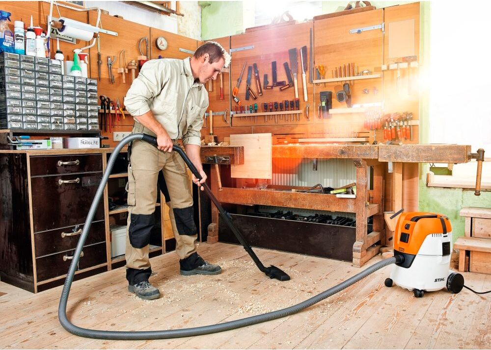 Aspirador p/ Sólidos e Líquidos 20L SE 62 E Stihl 47840124403