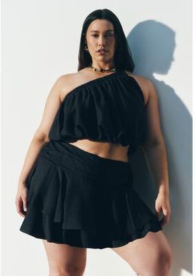 Plus Size Women's Asymmetric Bubble Crop Top by ELOQUII in Black Onyx (Size 28)