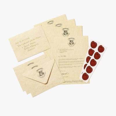HP's Hogwarts Acceptance Letter Writing Set