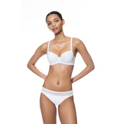 Bügel-BH MEY "SERIE AMOROUS", Damen, Gr. 80, Cup C, weiß, Spitze, Obermaterial: 77% Polyamid, 23% Elasthan, unifarben, BHs Bügel-BH, verstellbare BH-Träger verleihen optimalen Sitz
