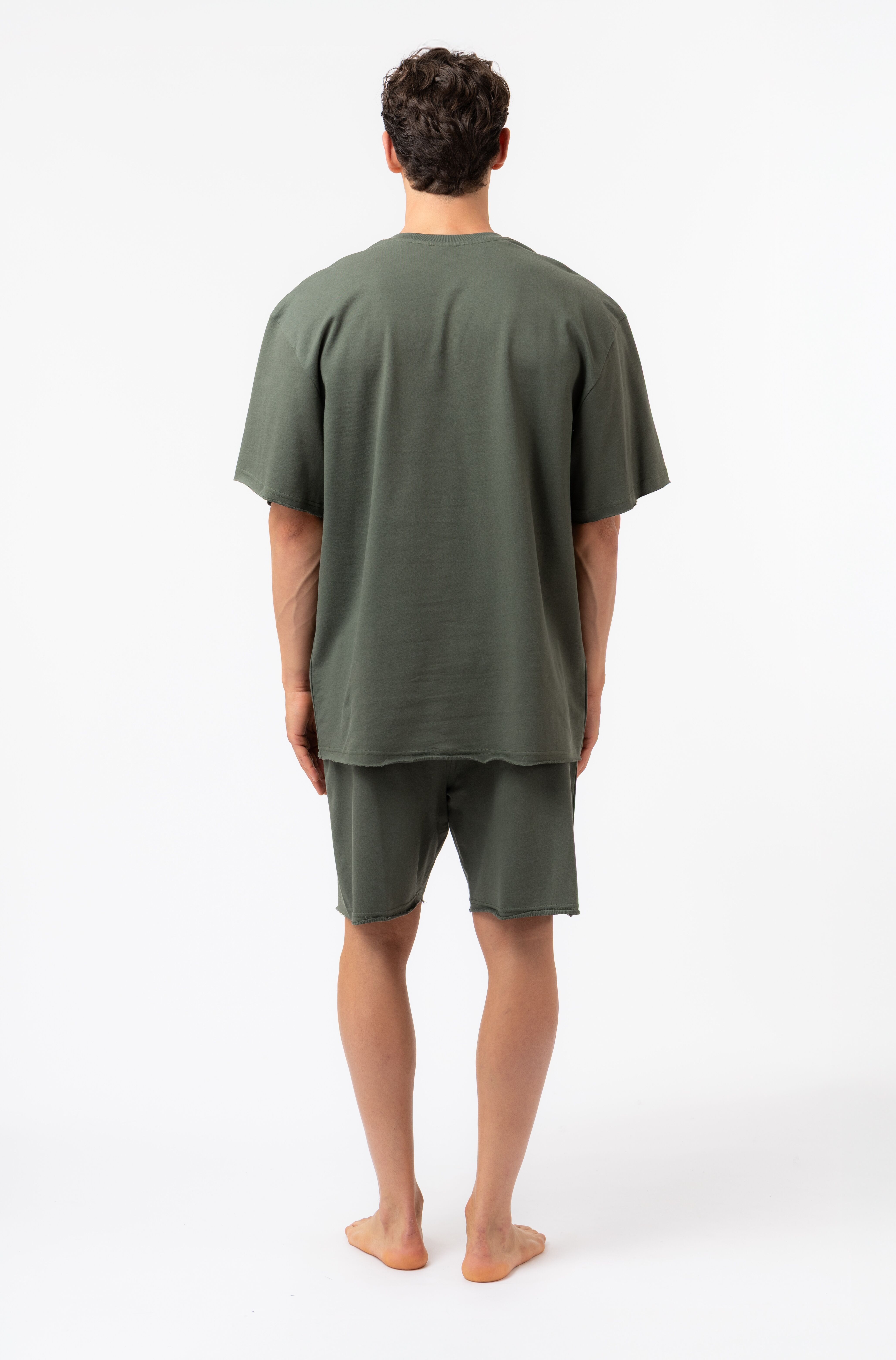 Shorty FILA, Herren, Gr. L, grün (thyme), Jersey, Obermaterial: 100% Baumwolle, bequem kurz, Rundhals, geschnittene Kante, Homewear-Sets Shorty, mit Rundhalsausschnitt, Kurzarm, Cotton thyme L