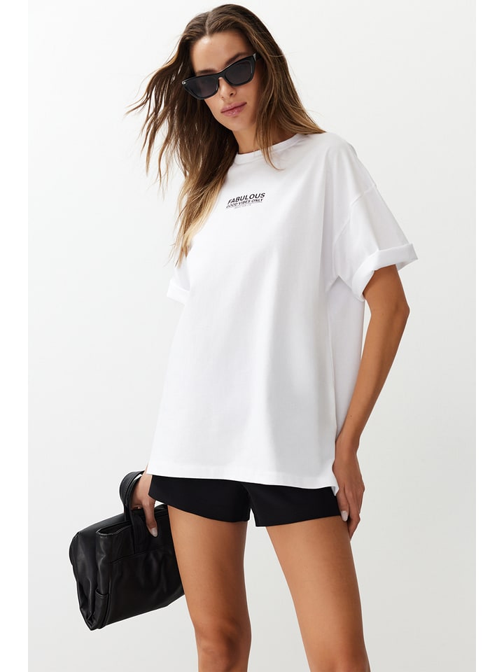 trendyol Shirt in Creme - M