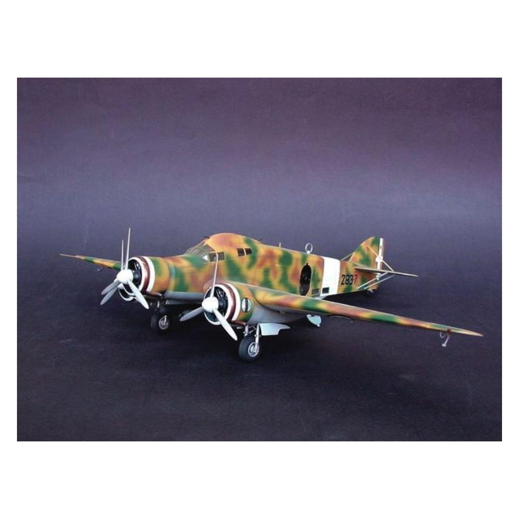Trumpeter Savoia Marchetti SM-79 II Sparviero (02817)