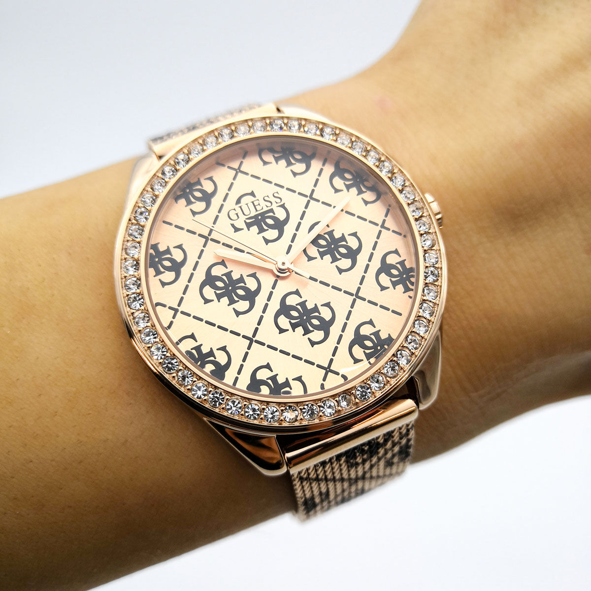 Guess W1279L3