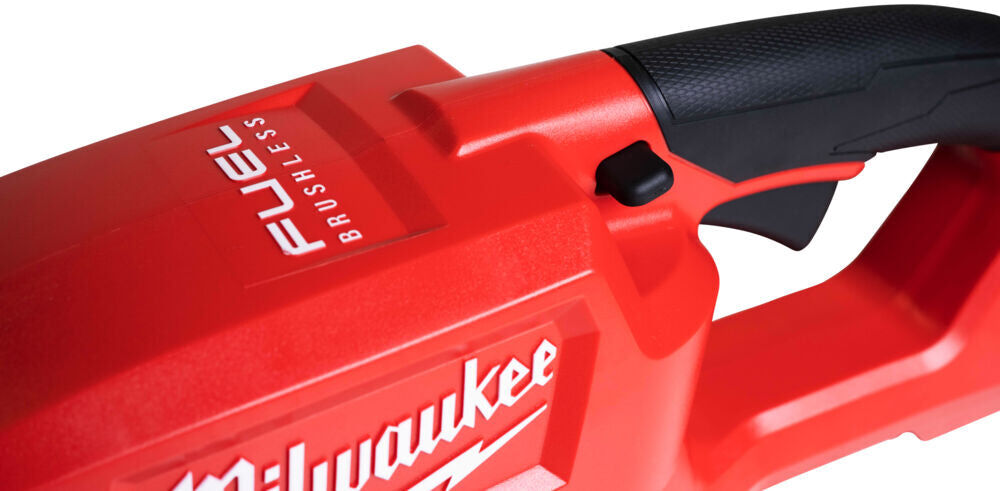 Milwaukee M18 FHET60-0 Tagliasiepi a batteria 18V 60 cm con lama bilaterale solo corpo