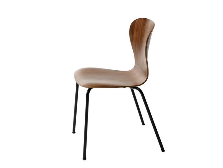 Thonet - S 220 Stuhl, Nussbaum / Gestell schwarz RAL 9005