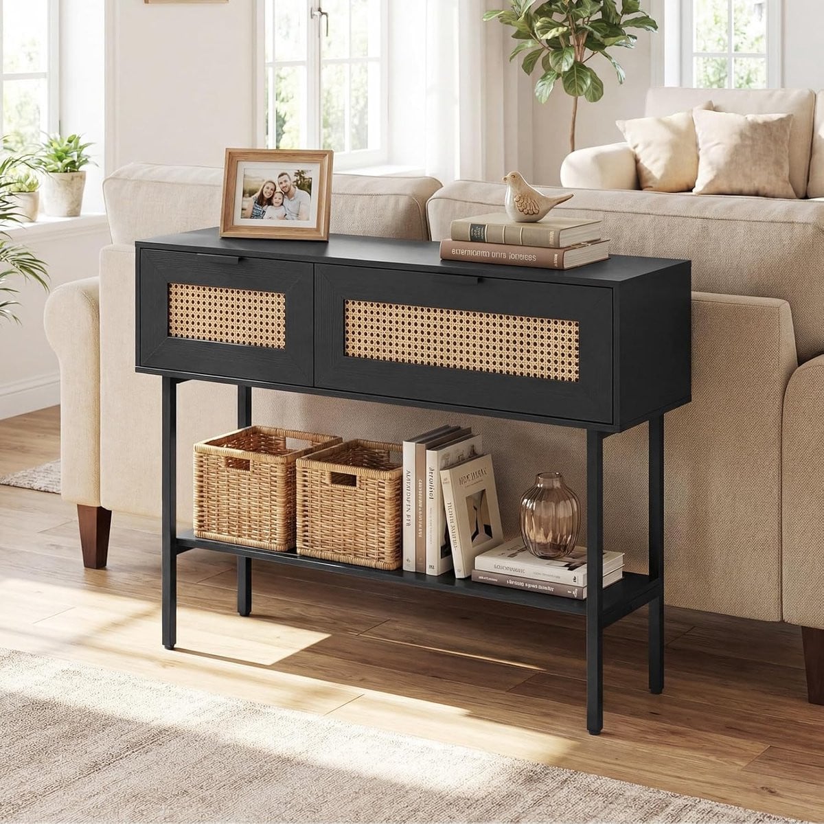Smal Consoletafel met Opbergruimte en Rotan Deuren in Houtlook en Metaal Frame
