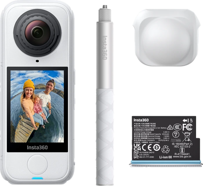Insta360 X4 Air Starter Bundle white