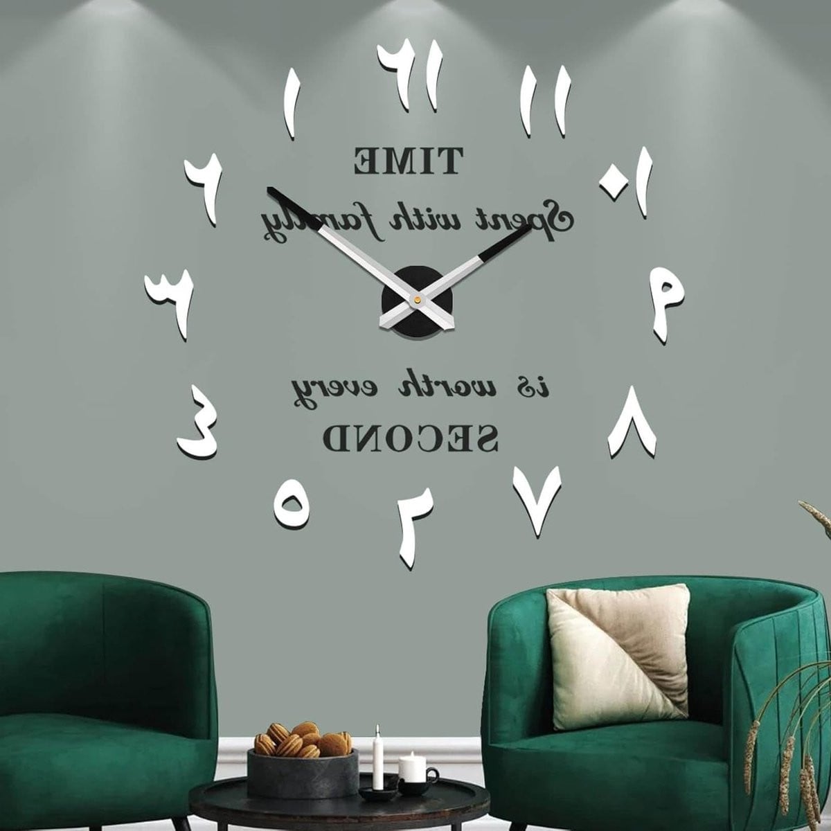 Stijlvolle analoge wandklok voor moderne woonkamer decoratie