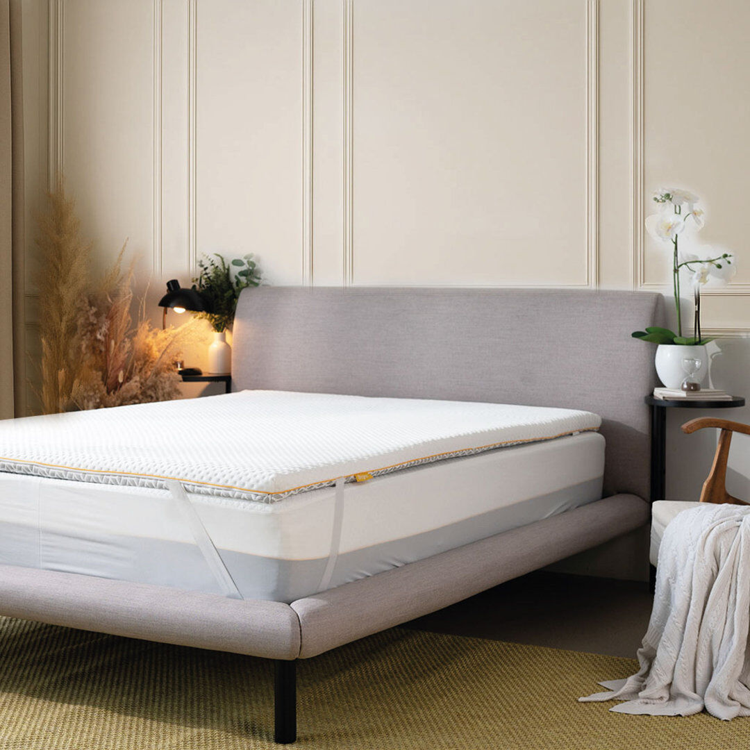 Brightr Aurora 2 In 1 Memory Foam Mattress Topper Medium/Soft White Double (4'6)
