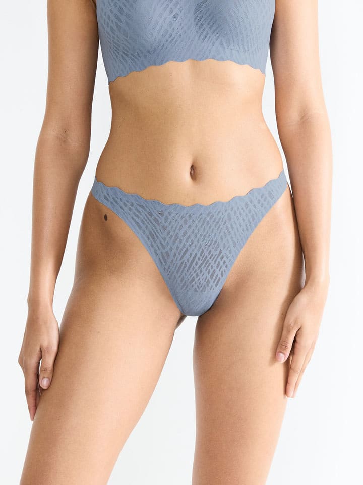 Sloggi String "Zero Feel" in Hellblau - S