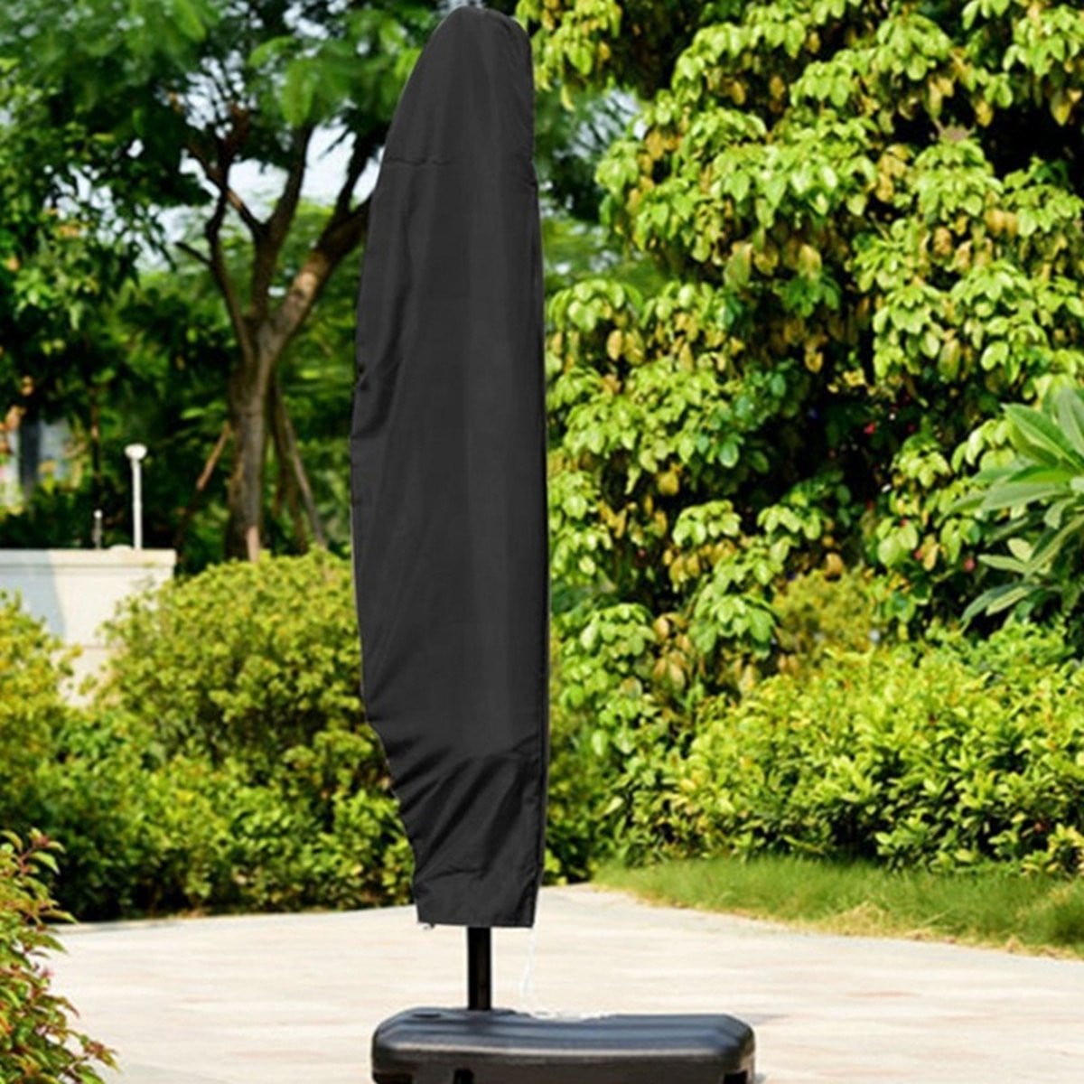 Zwarte parasolhoes van polyester met rits en trekkoord, Hoogte: 205 cm