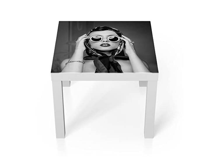 DEQORI Glastisch weiß klein 55x55 cm Motiv Junge Frau im Retro-Stil ausgefallener Beistelltisch aus Glas Hochglanz Couchtisch fürs Wohnzimmer moderner Couch Tisch mit Design