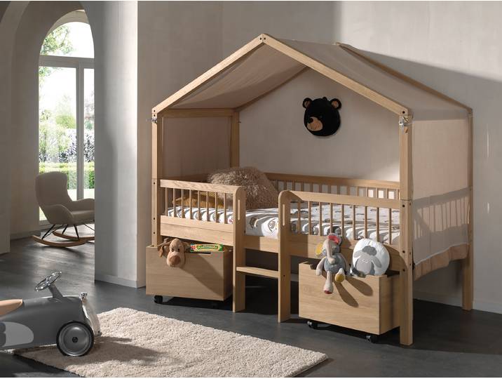 Massives Spiel-Hausbett 90 x 200cm Braun/Eiche mit Vorhang
