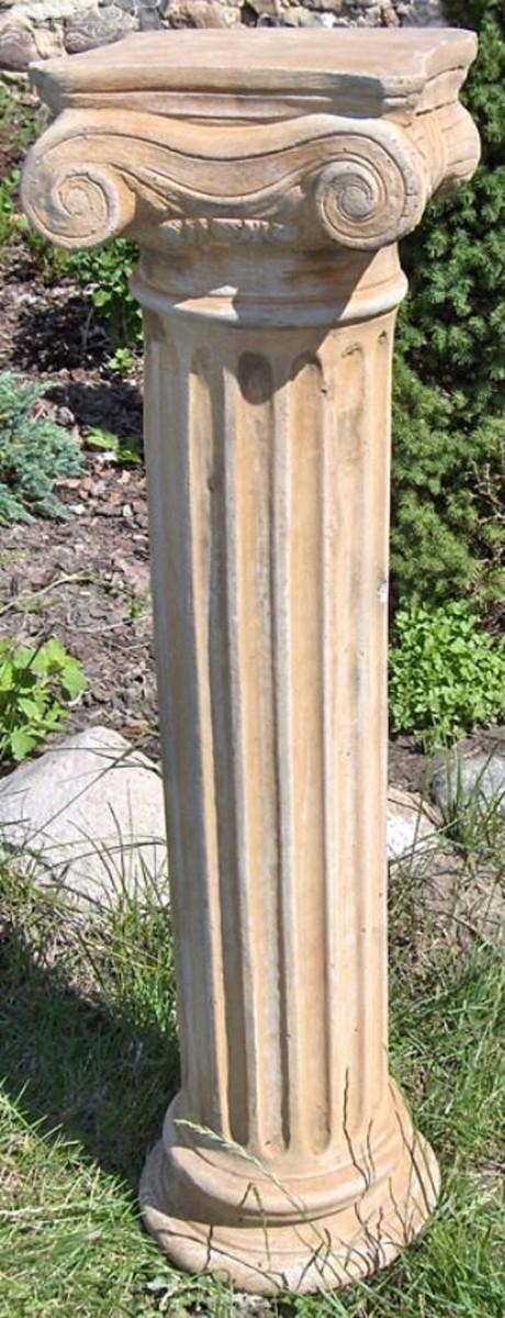 Casa Padrino Barock Säule / Gartensäule Beige 24 x 24 x H. 90 cm - Gartendeko Accessoires