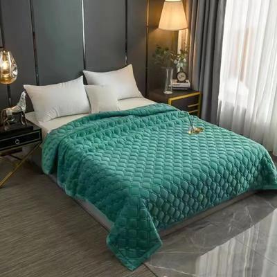 Uplift Treasures Soft Velvet Quilted Bedspread Blanket 270x230cm green 70.87 86.61 In