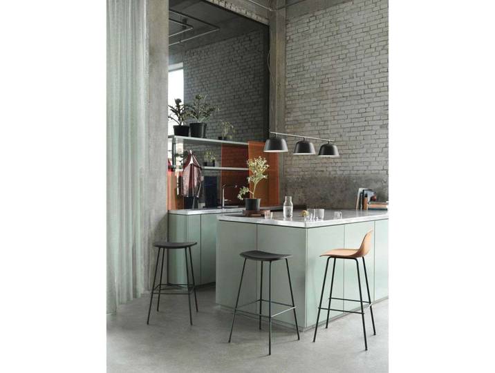 Ambit Rail Pendelleuchte Dusty Green - Muuto - Küche - Aluminium