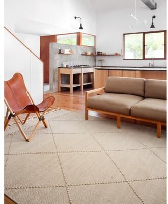 Alexander Home Isaiah Farmhouse Hand Loomed Wool Rug