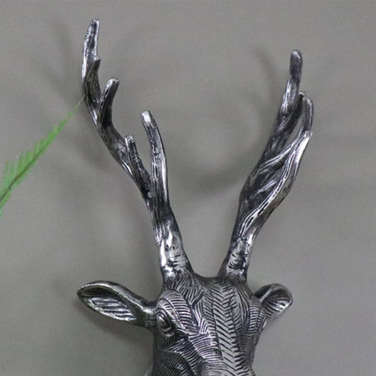 Silver Metal Wall Mounted Stag Head - 18cm x 43cm Metal