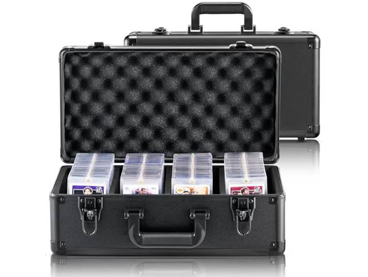 VEVOR Boîte de rangement pour cartes gradées\, 4 emplacements\, étui de transport pour cartes de sport gradées avec séparateurs mousse\, verrou à clé\, pour 108 PSA\, 76 BGS\, 84 SGC cartes\, 388 top loaders