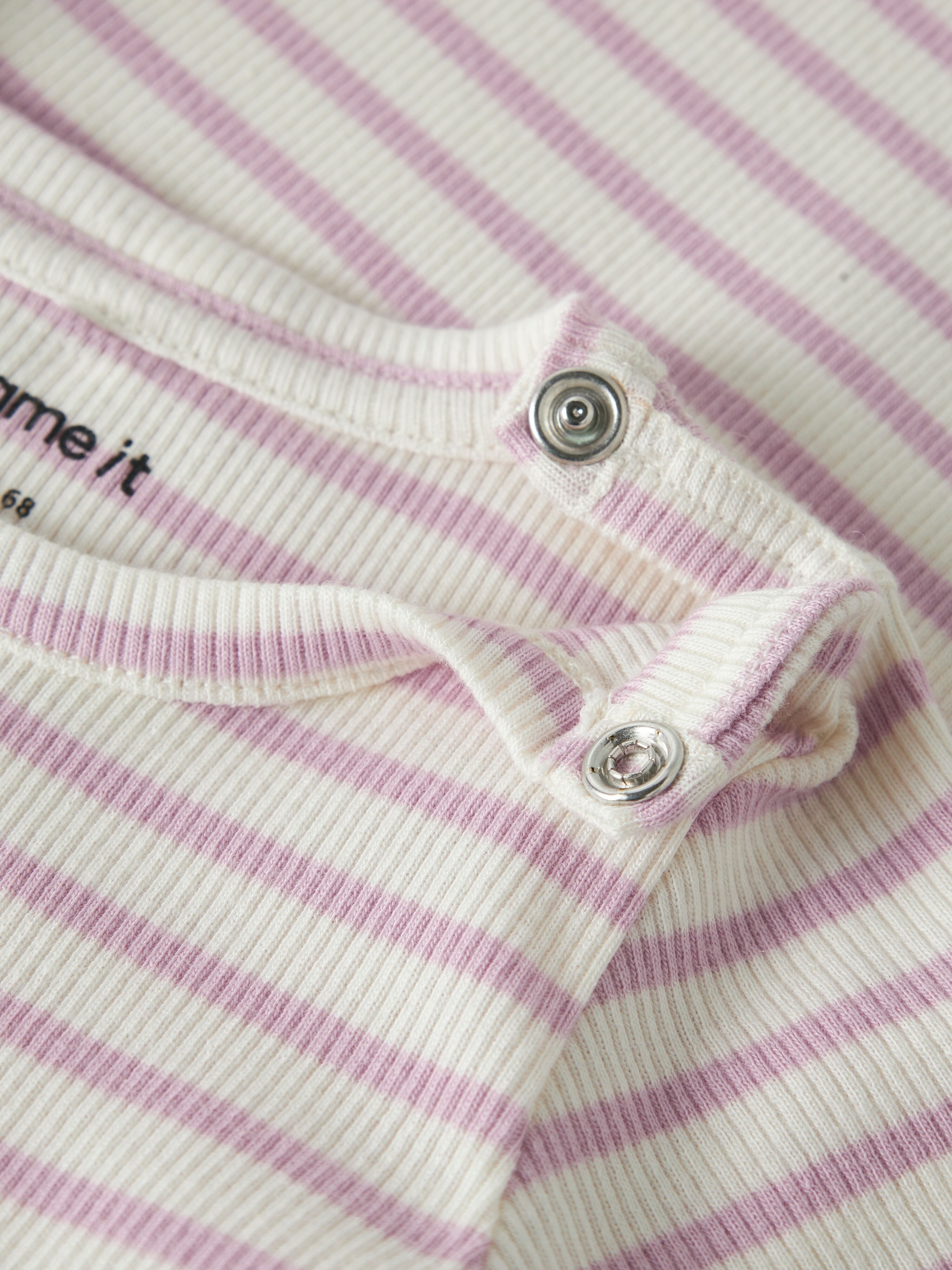 Kurzarmbody NAME IT "NBNBANI SS BODY NOOS", Jungen, Gr. 68, N-Gr, fragrant lila, Jersey, Obermaterial: 57% Baumwolle, 38% Modal, 5% Elasthan, gestreift, regular fit normal, Rundhals, Bodys Kurzarmbody, Baumwollmischung, Jersey Rippqualität fragrant lila 6