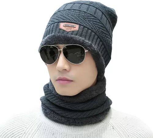 INF Set mit warmer Mütze und Schal