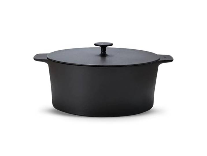 STUR Gusseisenbräter 28 cm, 7 L, emaillierter Gusseisen-Schmortopf Dutch Oven, Brottopf, Cocotte, für Backofen, Induktion & alle Herdarten, Sauerteigbrot, 30 Jahre Garantie, Made in Germany