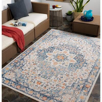 Livabliss Huntington Beach Traditional Indoor/Outdoor Area Rug