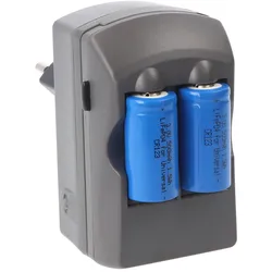 AccuCell CR123A 2fach Ladegerät inklusive 2 Stück Li-Ion Akkus CR123A, jedoch nicht geeignet für Überwachungskamera und hohe Stromverbraucher etc.