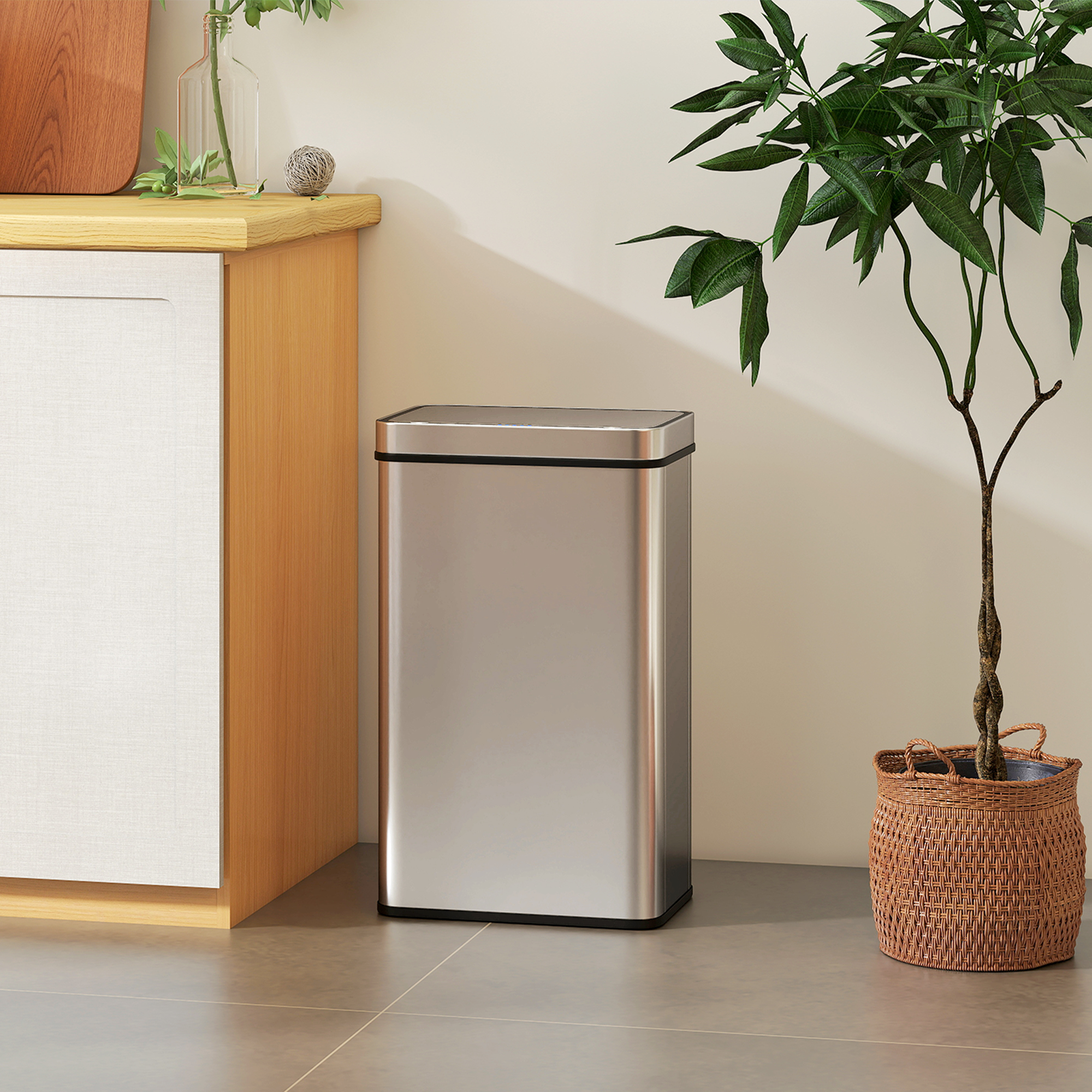 Homcom Cestino con sensore 60 L, coperchio automatico, acciaio inox, versatile, colore argento   Aosom Italy
