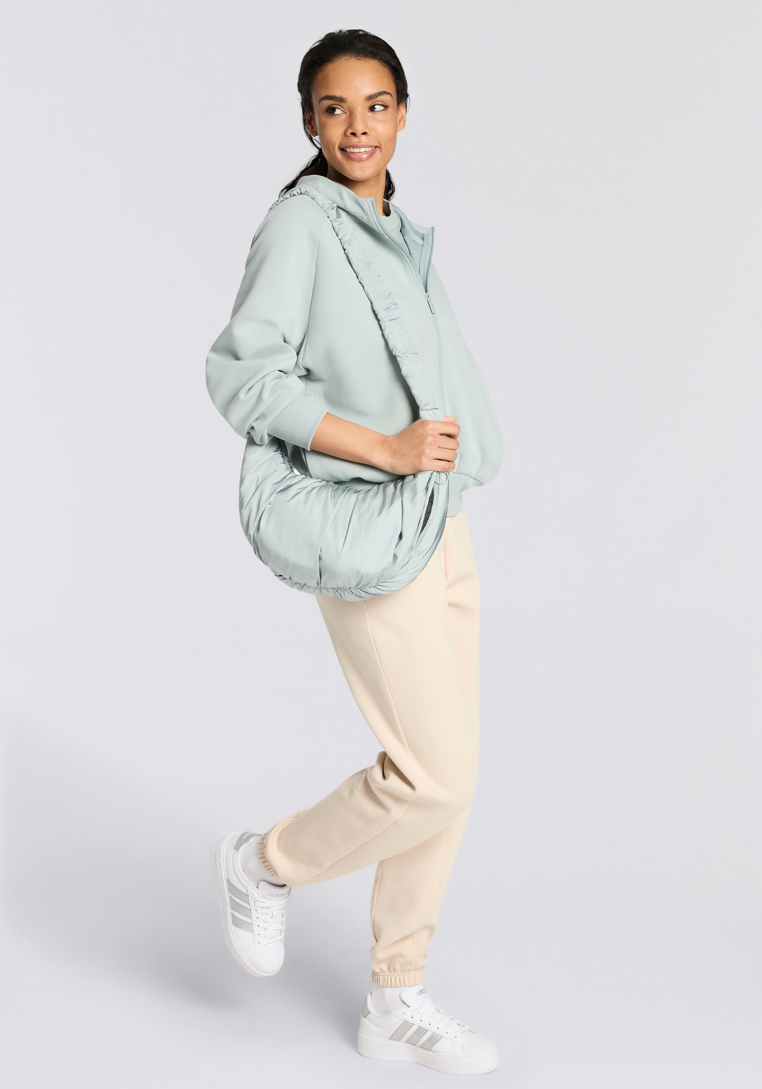 Sporttasche ADIDAS PERFORMANCE "MUST HAVES", Damen, wonder sage, Obermaterial: 100% Polyamid, Taschen Sporttasche wonder sage Einheitsgröße